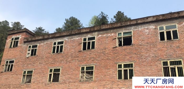 重慶市涪陵區增福鄉下塘灣，低價出售一整套二手廠房