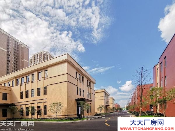 兩路、回興 標(biāo)準(zhǔn)廠房 出租出售,50年產(chǎn)權(quán),可安行車