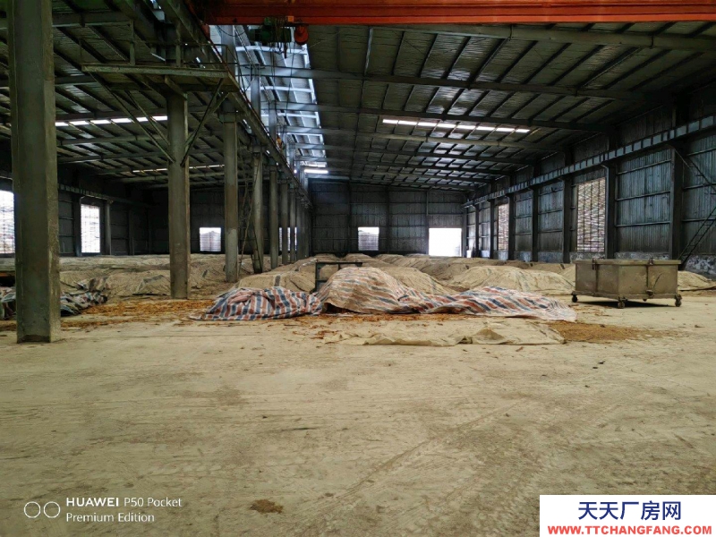 (出租) 廠房位于桐梓縣寬闊鎮(zhèn)鎮(zhèn),標(biāo)準(zhǔn)型酒廠,設(shè)施設(shè)備齊全