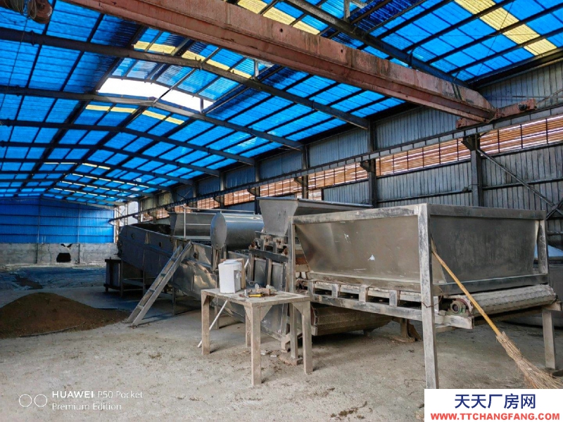 (出租) 廠房位于桐梓縣寬闊鎮(zhèn)鎮(zhèn),標(biāo)準(zhǔn)型酒廠,設(shè)施設(shè)備齊全