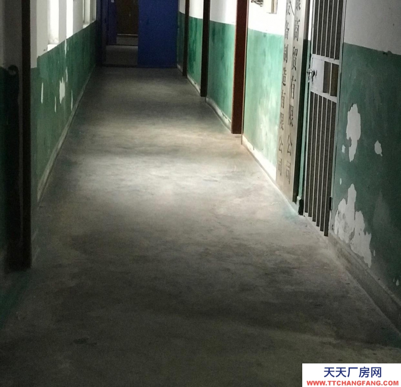 匯川市區(qū)內交通方便安全24小時有保安