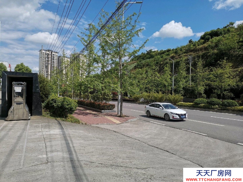 (出租) 交通便利、環(huán)境獨立，水電設施齊全。