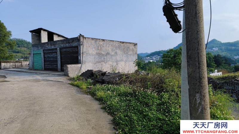 匯川周邊，帶600平空地，離市區近，可進貨車，租金面議