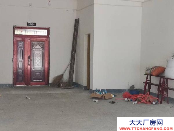 (出租) 離高速近，離公安局近，帶水電廁所