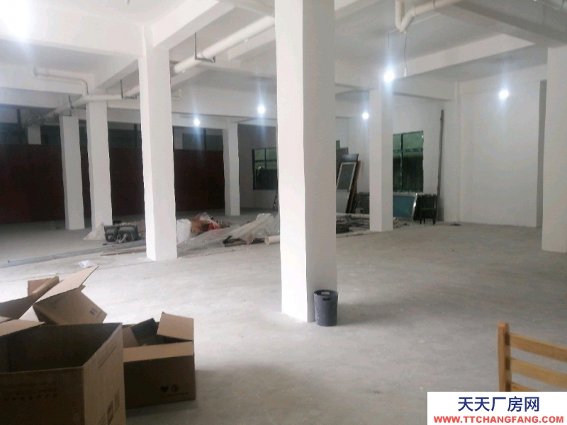 (出租) 400平的倉庫，交通方便