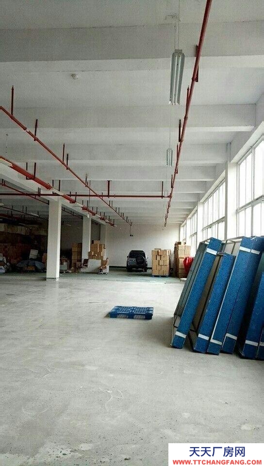 匯川周邊 機電工業園區V谷旁 倉庫 500平米