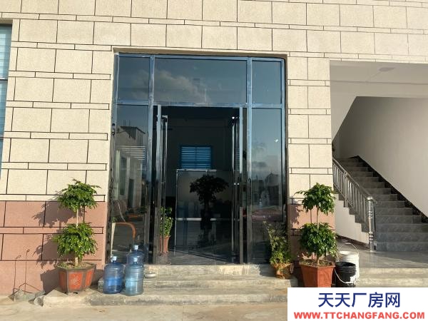 (出售) 廠房出售或者出租，出租8元/平米