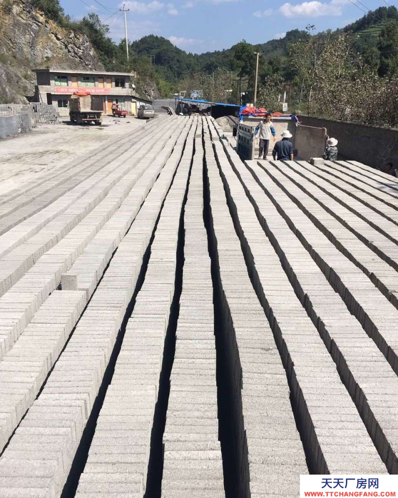 (出租) 場地開闊，交通便利，配套設施齊全