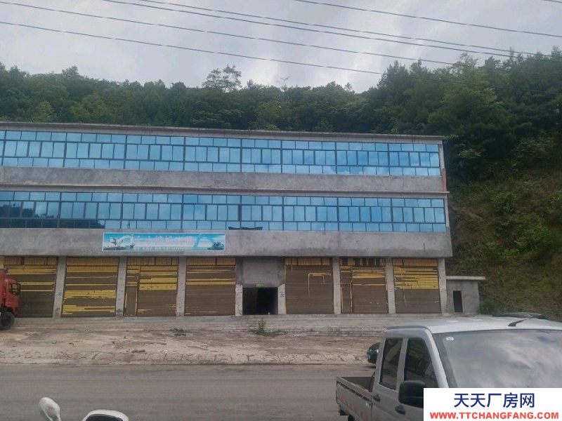 (出租) 有900平米，二樓和三樓都是一樣的，