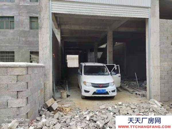 (出租) 空地面積800平方,建房面積300平方,共二層