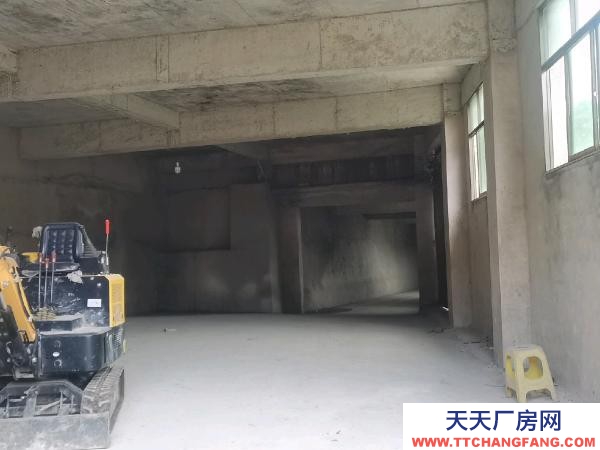 貨車可停路邊上下貨，離西南商貿城近