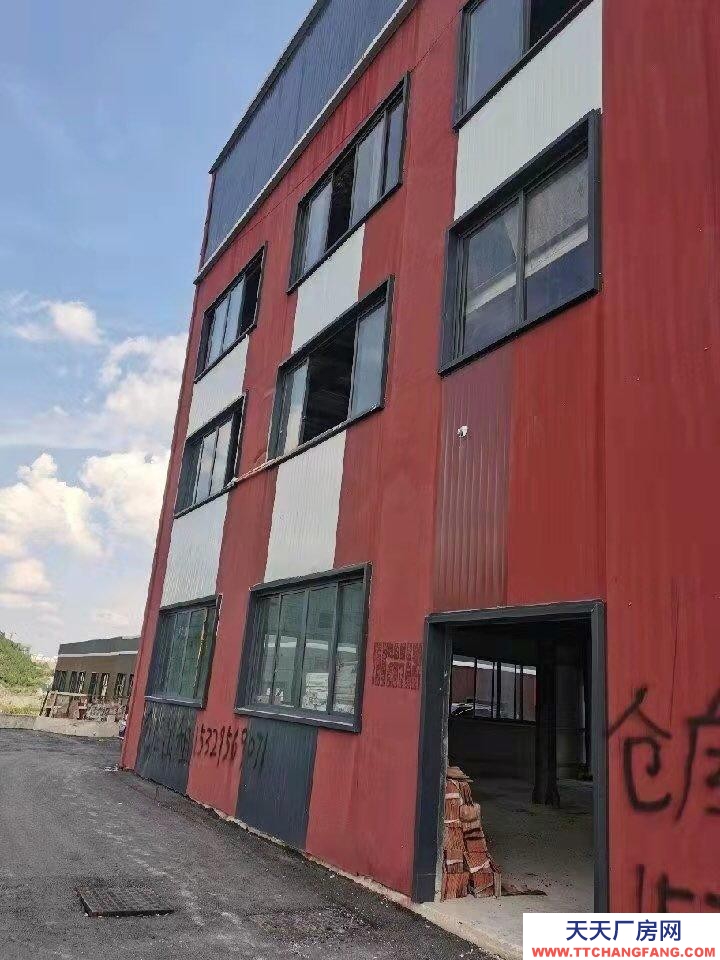 黔東中學(xué)背后微小產(chǎn)業(yè)園倉(cāng)庫(kù)出租