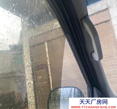 (出租) 方便進出，掛車可進，做倉庫上下貨方便
