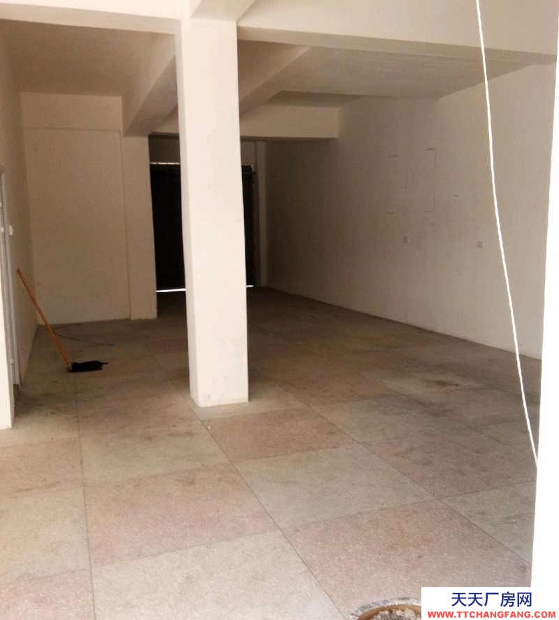 價格非常便宜，交通方便，安全可靠