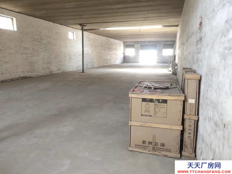 石家莊長安區(qū) 董家莊 臨街庫房出租