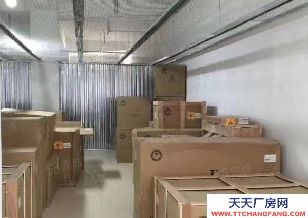 武漢江岸(出租) 1樓至3樓 臨街倉庫 好進出 可分租 面積自由選擇 房東分割