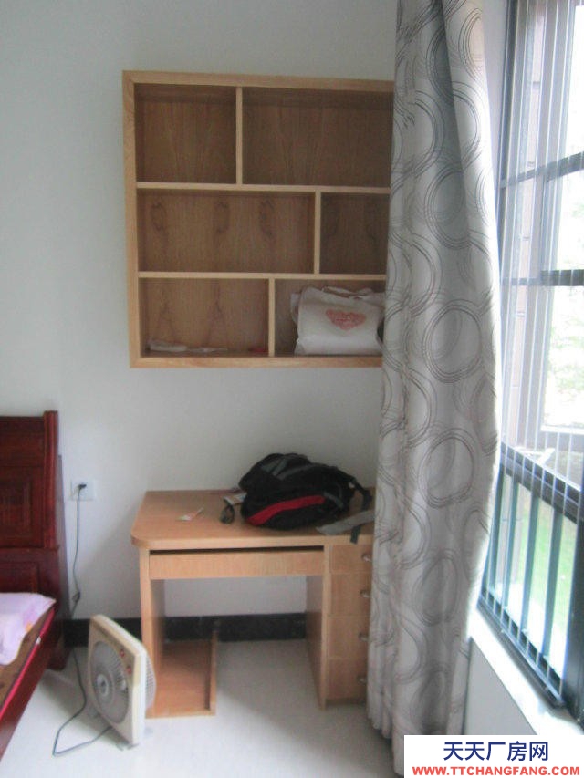 南寧市青秀區(qū)鳳嶺北出租榮和大地二組團(tuán)3-B-202房