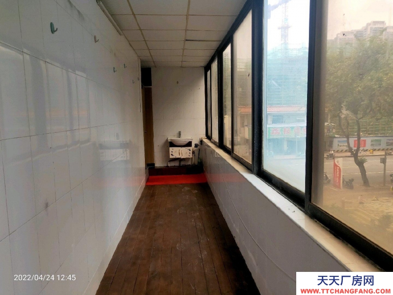 南寧市青秀區(出租) （個人）教育路臨街2樓320平場地招商