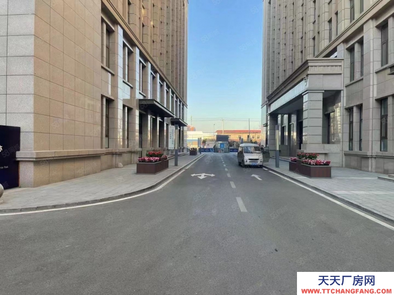 (出售) 福州倉(cāng)山區(qū)地鐵口 花園式廠房 配套齊全