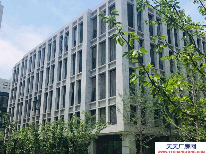 (出售) 荔灣廣鋼新城全新40年紅本廠房,5噸貨梯可進行車,生產辦公研發可