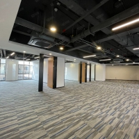 (出租）廣州海珠多條地鐵交匯出行 政策補貼 帶裝修園林辦公