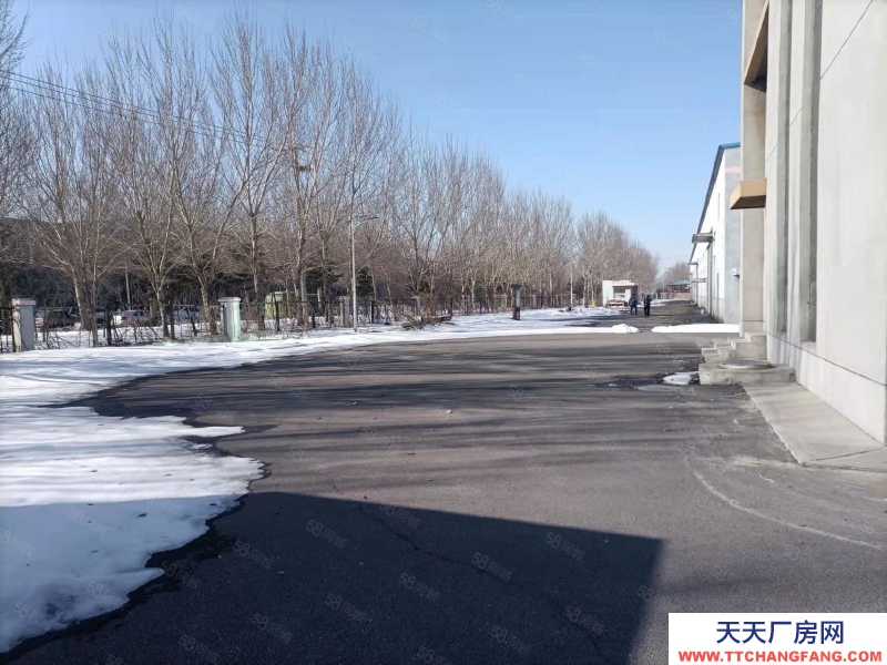 (出售) 吉售罕見好廠房裝修新，獨門大院26畝地面積，單價2000多