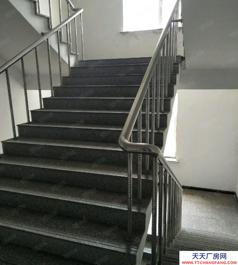 急售!急售!鐵西經濟開發區治金工業園,獨門獨院,交通便利