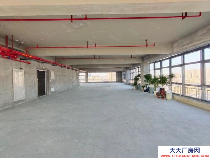 杭州濱江白馬湖,近高架地鐵,一線湖景,三面大落地窗,適合電商展廳