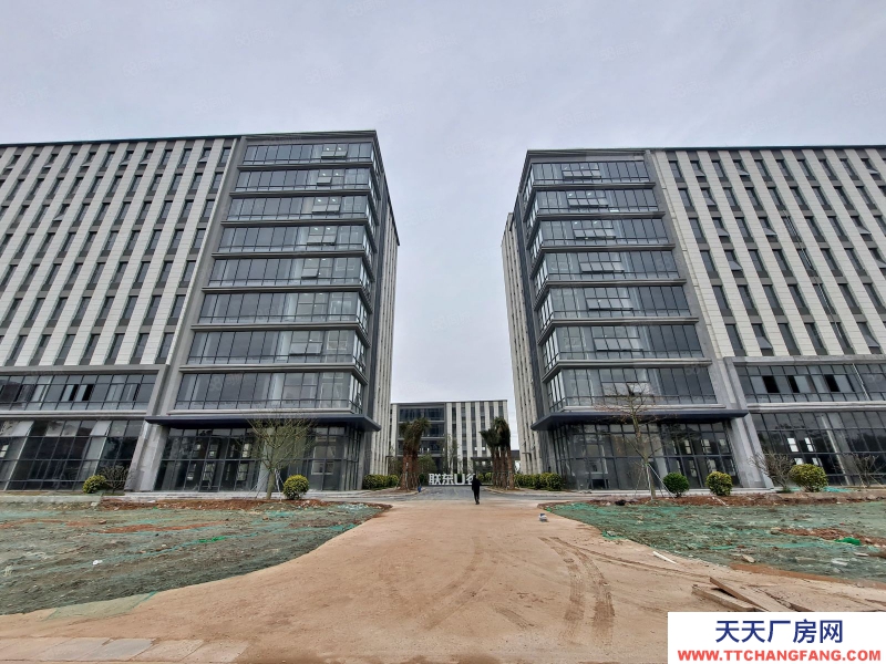 (出售)  海珠工業(yè)區(qū)，地鐵2號(hào)線1000方帶電梯貨梯車(chē)位的紅本廠房售