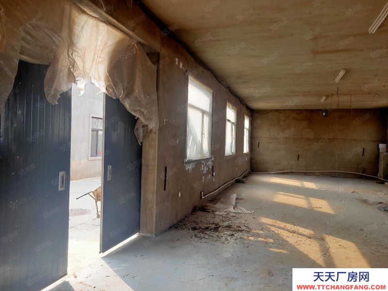 (出租) 于洪大興附近2500 有辦公室,獨門獨院