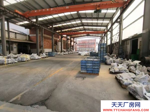 南京市浦口湯泉街道10000平廠房可分租，帶航車層高高，交通便利