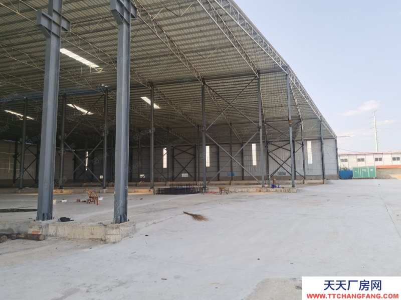 南寧市西鄉(xiāng)塘區(qū)(出租) 安吉北湖一帶,紅綠燈十字路口的廠房,大型工字鋼廠房