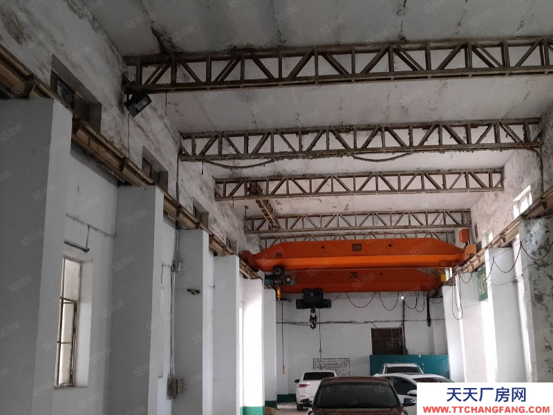 出租陵園街廠房2600平，獨門獨院，吊車10噸，可進大車