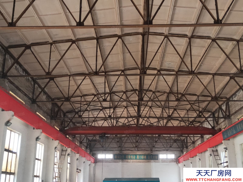 出租陵園街廠房2600平，獨門獨院，吊車10噸，可進大車