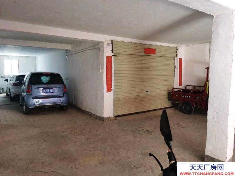 (出租) 南昌東湖區(qū)廠房1000平。可分租。進(jìn)大車，距市中心5車程