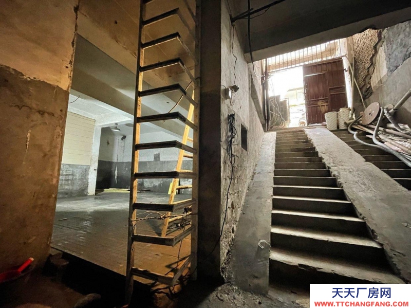 (出租) 南昌東湖區(qū)中山路地下室倉庫，房東直租價(jià)格從優(yōu)