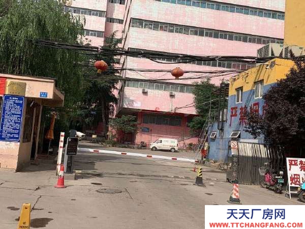 (出租) 鄭州金水銀基商圈附近， 100-1500平米大小面積專業倉庫