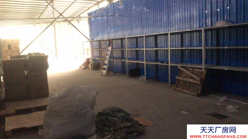 濟(jì)南橋清河北 山東化工廠(chǎng)內(nèi)倉(cāng)庫(kù)