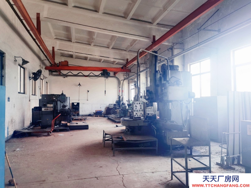 濟南長清廠房出租 配套1000平辦公室 可進大車 廠房內設備齊全