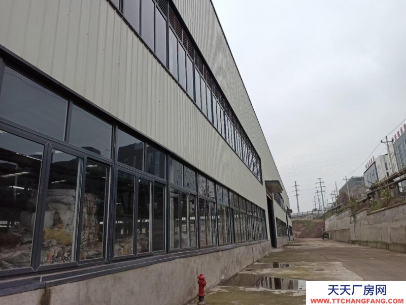 重慶萬州4200平米標準化廠房出租，可用于加工倉儲等。