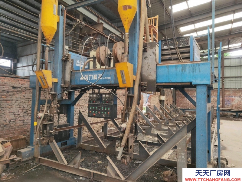 (出租) 原鋼結構廠帶設備出租