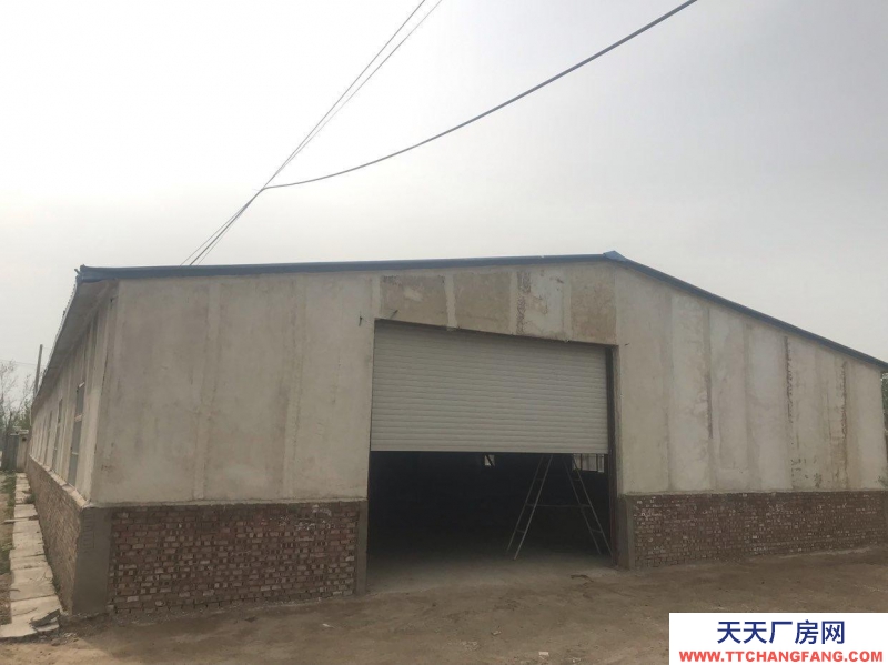 濟(jì)南商河臨近高速路，進(jìn)出車方便，水電齊全，倉儲(chǔ)廠房一體化