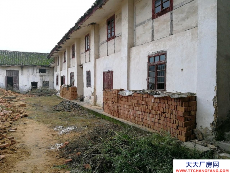 出售重慶涪陵獨(dú)門獨(dú)院3800平米證在手