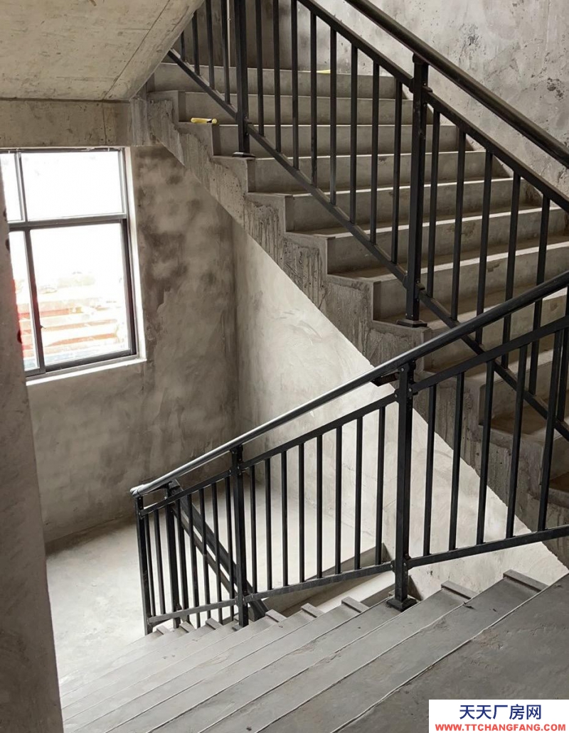 重慶萬州新廠房倉庫出租、出售！雙產權！