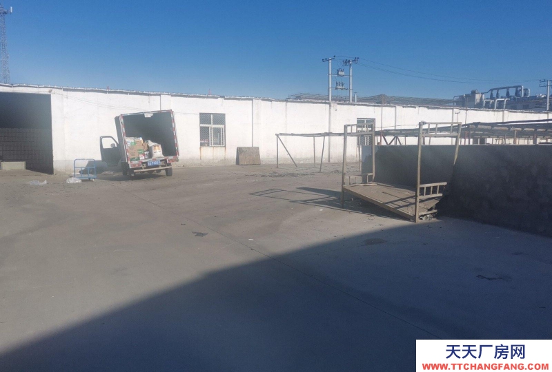 石家莊 辛集  交通便利，廠房大院。