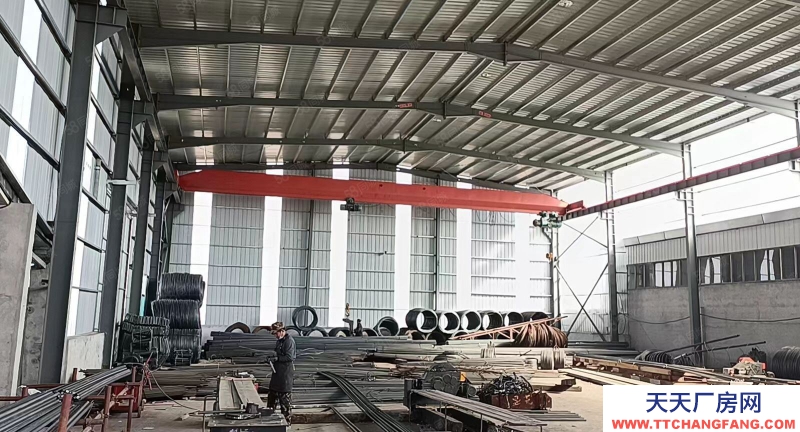 濟(jì)南章丘明水龍泉路旁好位置廠房(帶航車(chē),大院)