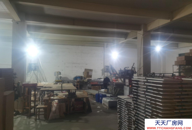 杭州上城(出租) 房東直租無中介費一樓園區(qū)標準廠房可注冊公司