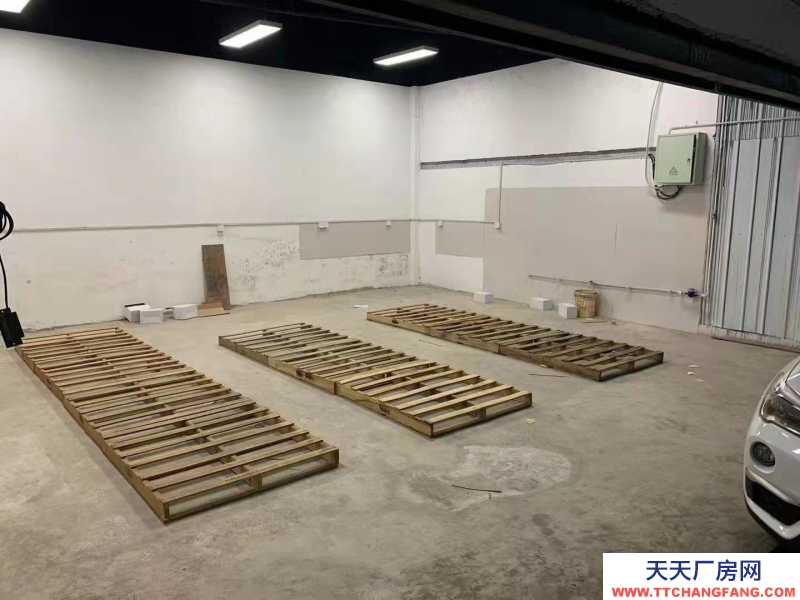 青島市南香港中路佳世客附近10~150平庫房。