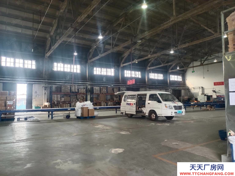 青島市北1500平大面積廠房,地面平整,層高12米,可做體育類