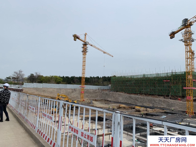 青島市北獨立產權雙層獨棟,場地大可進出半掛,付款靈活,價格可議